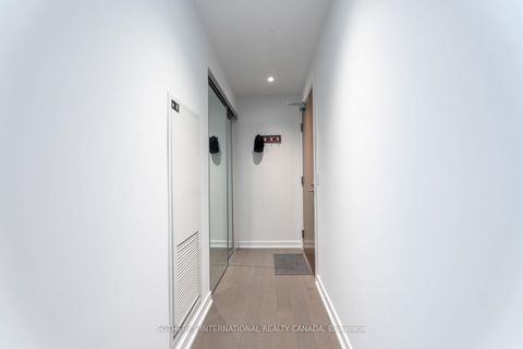 Photo 4 at 3906 - 1928 Lake Shore Boulevard W, South Parkdale, Toronto