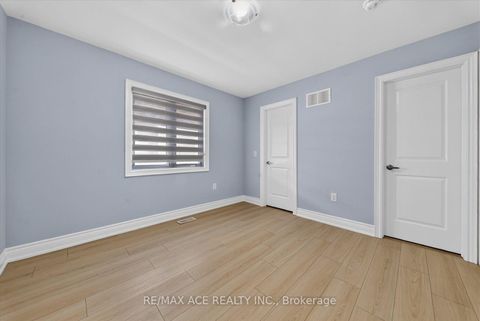 Photo 38 at 10 Hitching Post Road, Keswick South, Georgina