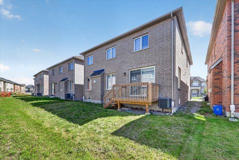 Photo 43 at 10 Hitching Post Road, Keswick South, Georgina