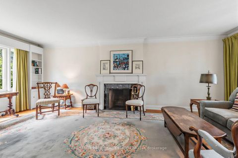 Photo 2 at 143 Mildenhall Road, York Mills, Toronto