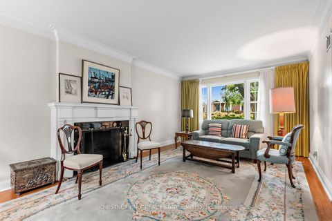 Photo 3 at 143 Mildenhall Road, York Mills, Toronto