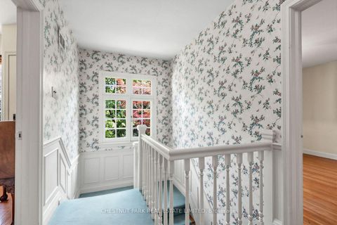 Photo 7 at 143 Mildenhall Road, York Mills, Toronto