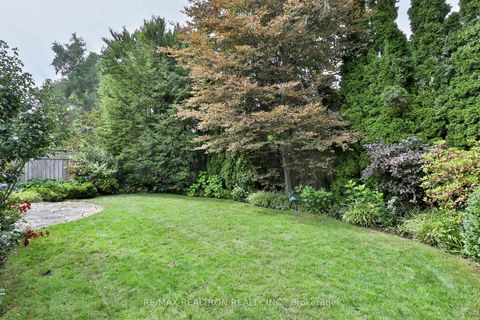 Photo 21 at 706 Briar Hill Avenue, Forest Hill North, Toronto