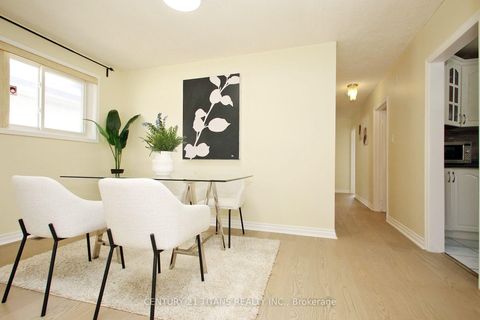 Photo 10 at 31 Monterrey Drive, Beaumonde Heights, Toronto