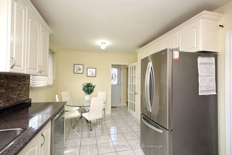 Photo 13 at 31 Monterrey Drive, Beaumonde Heights, Toronto
