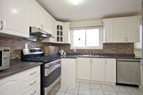 Photo 14 at 31 Monterrey Drive, Beaumonde Heights, Toronto