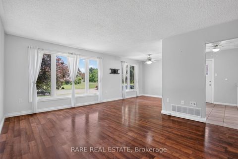 Photo 7 at 38 Lay Street, Wellington, Barrie