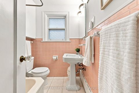 Photo 25 at 231 Glengrove Avenue W, Lawrence Park South, Toronto