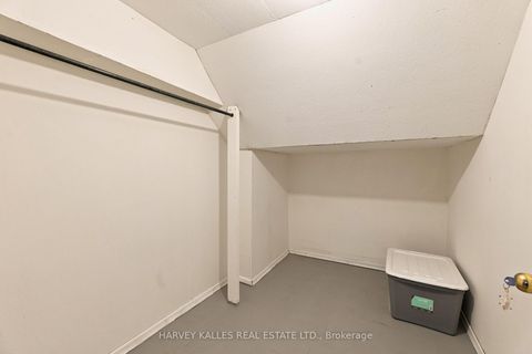 Photo 29 at 231 Glengrove Avenue W, Lawrence Park South, Toronto