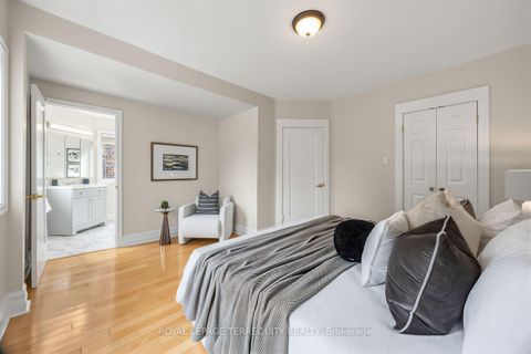 Photo 21 at 81 Stibbard Avenue, Mount Pleasant East, Toronto