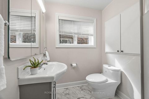 Photo 27 at 81 Stibbard Avenue, Mount Pleasant East, Toronto