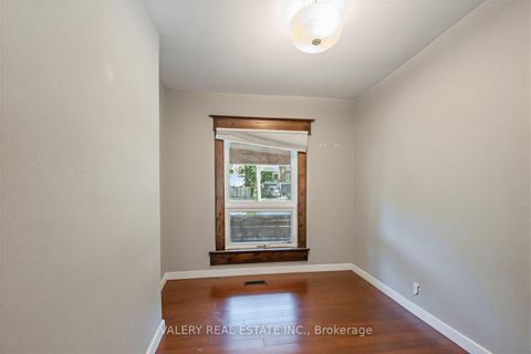 Photo 17 at 472 Crawford Street, Little Italy, Toronto