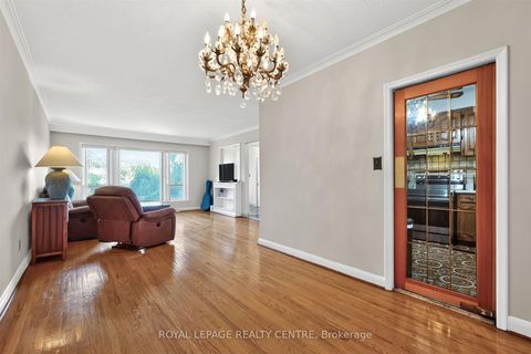 Photo 10 at 22 Euphrasia Drive, Glen Park, Toronto