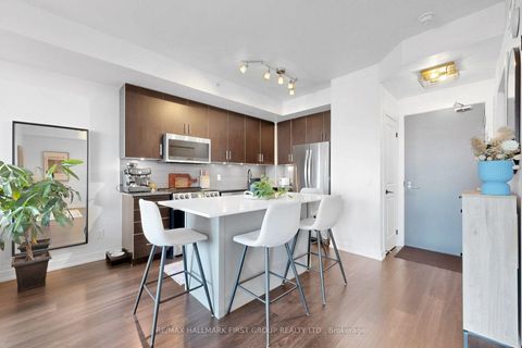 Photo 4 at 505 - 8 Fieldway Road, City Centre West, Toronto
