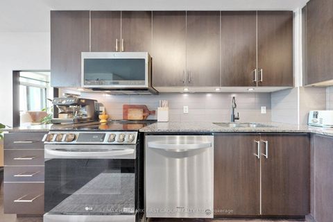 Photo 7 at 505 - 8 Fieldway Road, City Centre West, Toronto