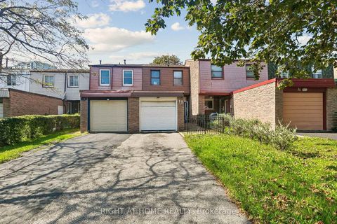 Photo 0 at 12 l'amoreaux Drive, L'Amoreaux, Toronto