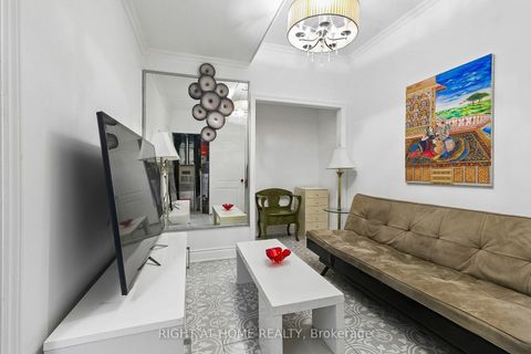 Photo 20 at 12 l'amoreaux Drive, L'Amoreaux, Toronto