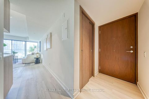 Photo 5 at 1510 - 17 Bathurst Street, Waterfront Communities C1, Toronto