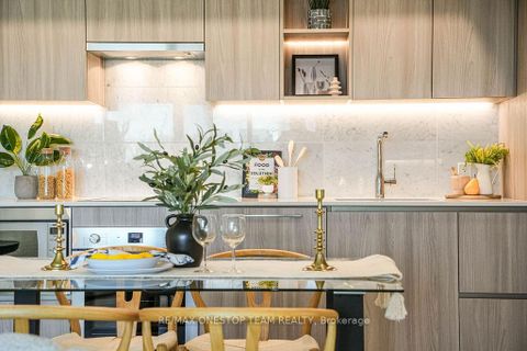Photo 10 at 1510 - 17 Bathurst Street, Waterfront Communities C1, Toronto
