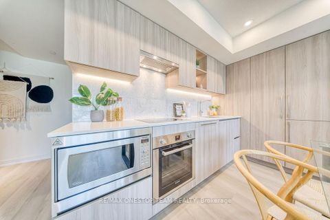 Photo 11 at 1510 - 17 Bathurst Street, Waterfront Communities C1, Toronto