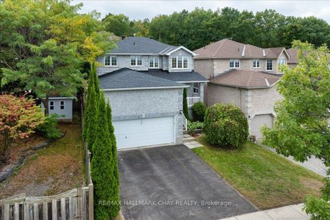Photo 1 at 3 Bell Street, Ardagh, Barrie