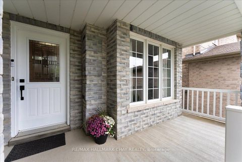 Photo 3 at 3 Bell Street, Ardagh, Barrie
