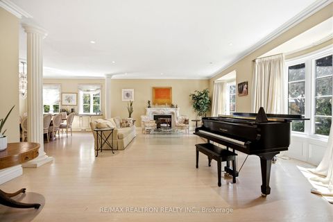 Photo 1 at 50 Viewmount Avenue, Lawrence, Toronto