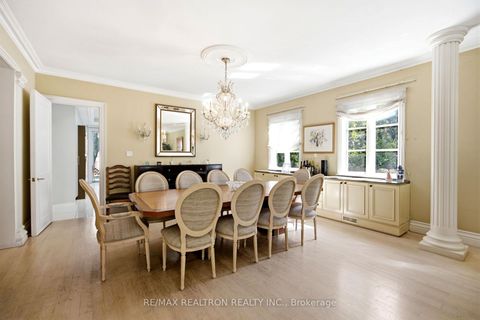 Photo 2 at 50 Viewmount Avenue, Lawrence, Toronto