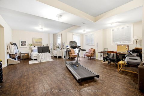 Photo 11 at 50 Viewmount Avenue, Lawrence, Toronto