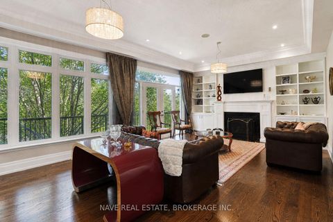 Photo 22 at 136 Homewood Avenue, Newtonbrook West, Toronto