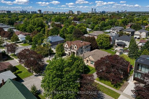Photo 48 at 136 Homewood Avenue, Newtonbrook West, Toronto