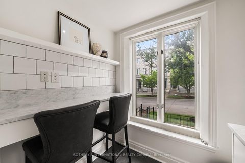Photo 11 at 213 Walmer Road, Casa Loma, Toronto