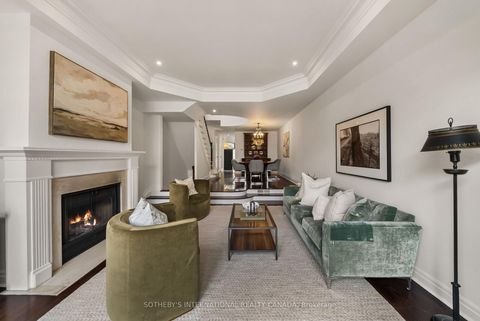 Photo 18 at 213 Walmer Road, Casa Loma, Toronto