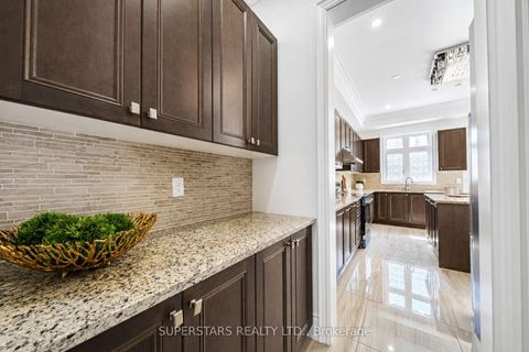 Photo 19 at 20 Wellman Drive, Oak Ridges Lake Wilcox, Richmond Hill