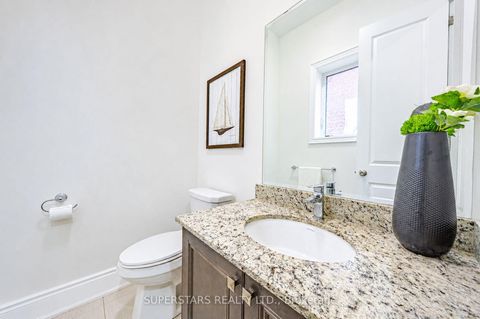 Photo 20 at 20 Wellman Drive, Oak Ridges Lake Wilcox, Richmond Hill