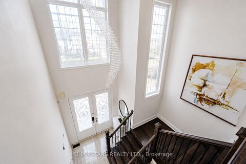 Photo 21 at 20 Wellman Drive, Oak Ridges Lake Wilcox, Richmond Hill
