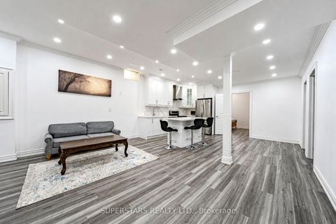 Photo 40 at 20 Wellman Drive, Oak Ridges Lake Wilcox, Richmond Hill