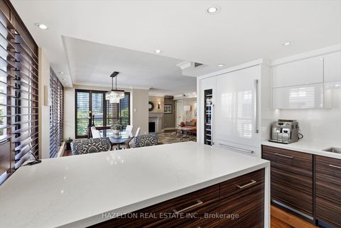 Photo 8 at 608 - 164 Cumberland Street, Annex, Toronto