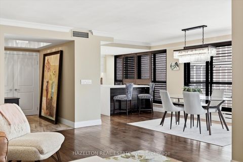 Photo 10 at 608 - 164 Cumberland Street, Annex, Toronto