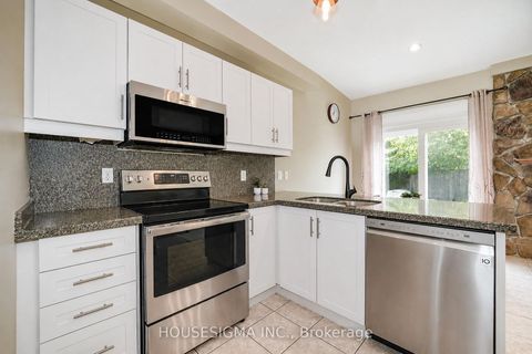 Photo 13 at 97 Bach Avenue, Rolling Acres, Whitby