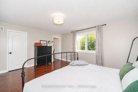Photo 22 at 97 Bach Avenue, Rolling Acres, Whitby