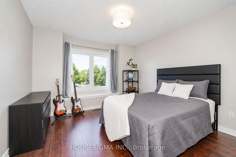 Photo 24 at 97 Bach Avenue, Rolling Acres, Whitby