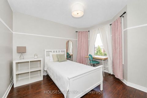 Photo 26 at 97 Bach Avenue, Rolling Acres, Whitby