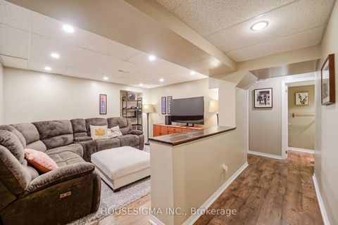 Photo 31 at 97 Bach Avenue, Rolling Acres, Whitby