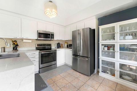 Photo 9 at 222 - 1837 Eglinton Avenue E, Victoria Village, Toronto