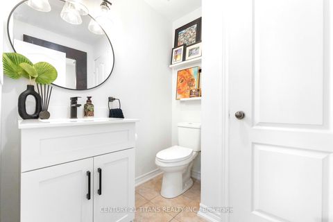 Photo 13 at 222 - 1837 Eglinton Avenue E, Victoria Village, Toronto