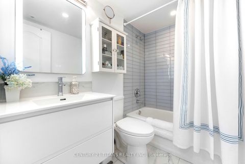 Photo 18 at 222 - 1837 Eglinton Avenue E, Victoria Village, Toronto