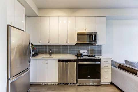 Photo 5 at 1110 - 38 Annie Craig Drive, Mimico, Toronto