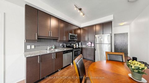 Photo 13 at 2211 - 33 Bay Street, Waterfront Communities C1, Toronto