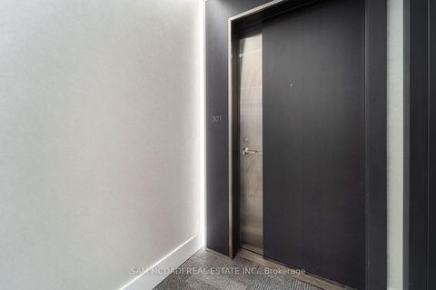 Photo 2 at 301 - 609 Avenue Road, St. Clair, Toronto